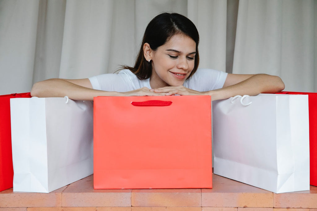 Top 5 Personalized Gifts for Her: A Complete Guide